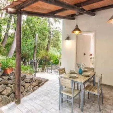 Holiday home Forio Casa Villa, La Grille Du Coq 4 Il Prezzo Della E Riferito All'intero Con Il Limite Delle Persone Previste N 6 *
