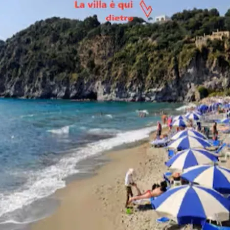 Ischia-forio-punta Caruso-la Grille Du Coq-villa 4 Il Prezzo Della E Riferito All'intero Con Il Limite Delle Persone Previste N 6 * Lacco Ameno