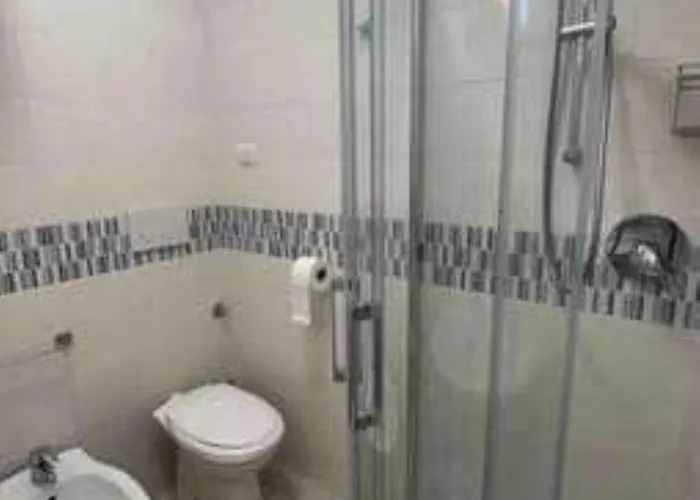 Holiday home Ischia-forio-punta Caruso-la Grille Du Coq-villa 4 Il Prezzo Della E Riferito All'intero Con Il Limite Delle Persone Previste N 6 *